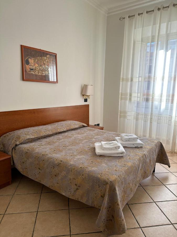 Karina Suite Roma Exterior foto